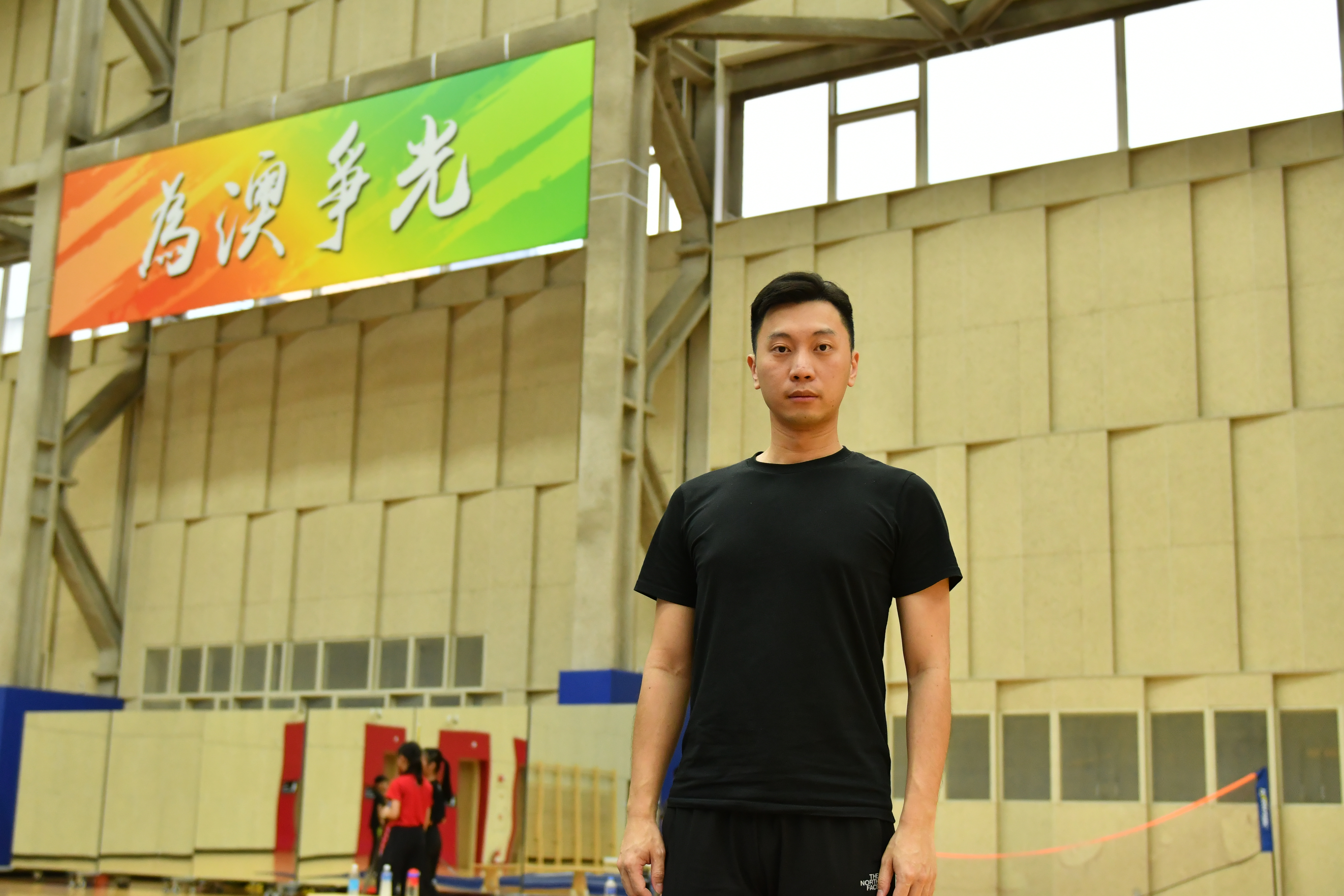 A2 領隊兼套路教練尤俊賢慣於戰陣.JPG